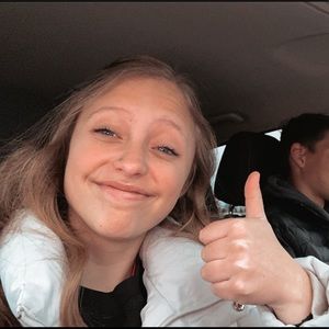 Meet your Posher, Madelyn